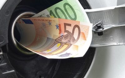 Vanaf 2027 extra belasting op fossiele brandstofauto van de zaak